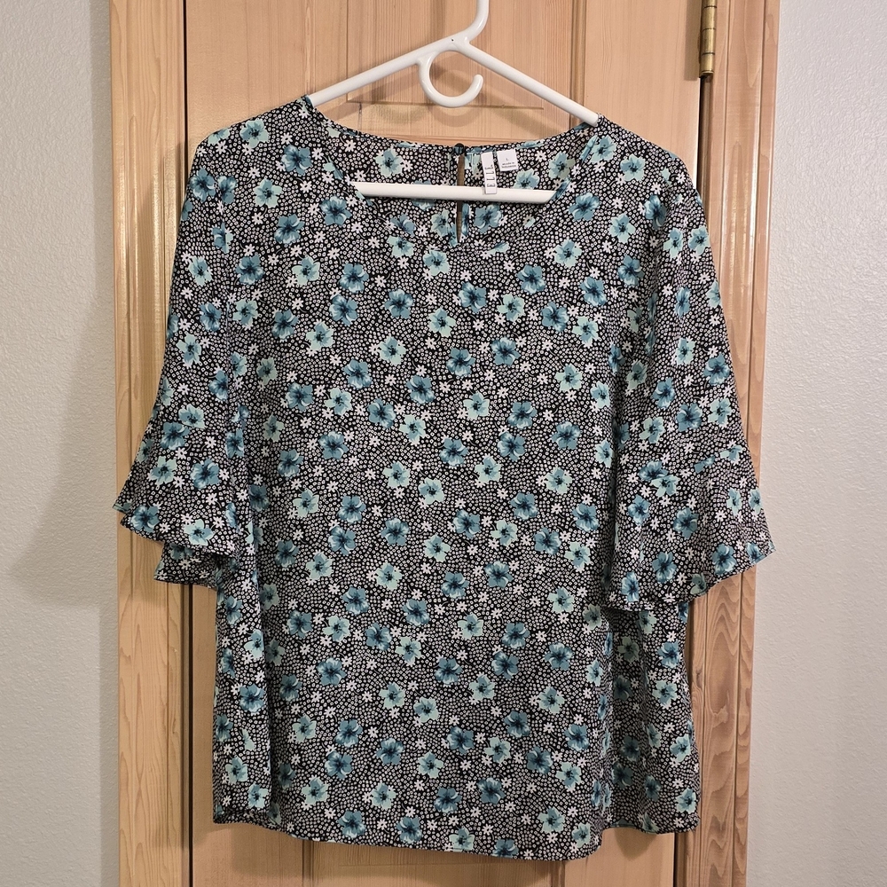 ELLE Top Large Floral Blue Black Flutter Sleeve Women's